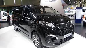 Bán Peugeot Traveller Luxury 2019 giá tốt, nhiều khuyến mãi hấp dẫn, hỗ trợ lái thử tại nhà 