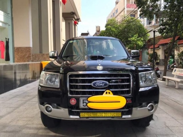 Bán Ford Everest đời 2008, màu đen số sàn