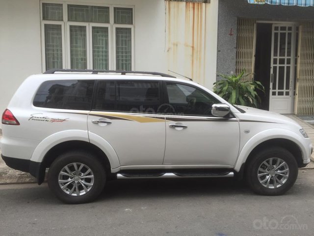 Gia đình cần bán xe Mitsubishi Pajero Sport 2016, số sàn, máy dầu