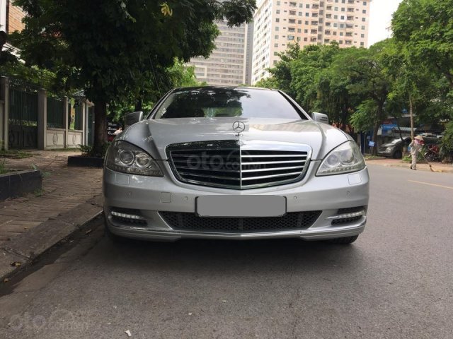 Bán xe Mercedes S400 hybrid bạc 2012 AT, full option nhập khẩu