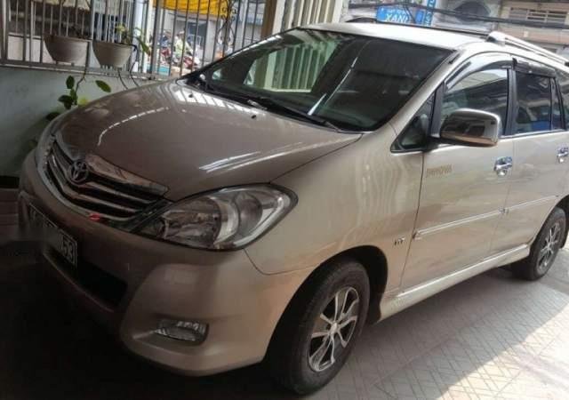 Cần bán lại xe Toyota Innova sản xuất năm 2007, dòng J lên G