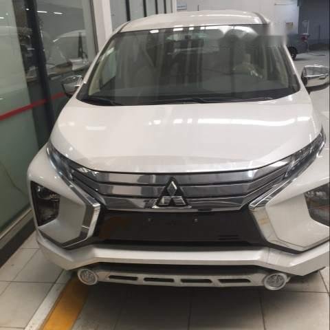 Bán Mitsubishi Xpander sản xuất 2019, màu trắng, nhập khẩu, giao ngay