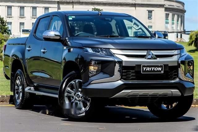 Bán xe Mitsubishi Triton đời 2019, màu đen, nhập khẩu nguyên chiếc, mới 100%