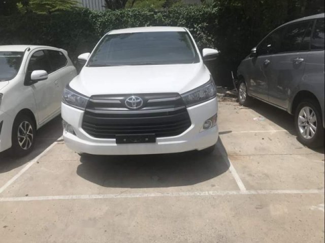 Bán xe Toyota Innova sản xuất năm 2019, màu trắng