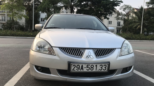 Xe Mitsubishi Lancer 1.6 AT năm 2003, màu bạc 