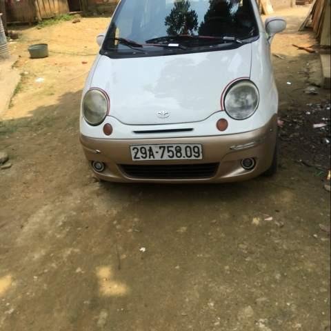 Bán Daewoo Matiz MT sản xuất 2004, màu trắng, xe chắc chắn vận hành êm ái, máy móc miễn bàn0