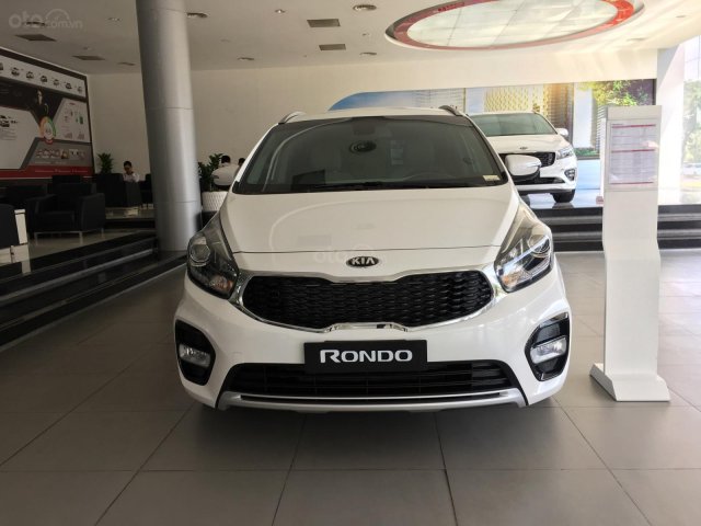 Kia Rondo - Liên hệ ngay để có ưu đãi tốt nhất trong tháng - Hotline: 0902653568