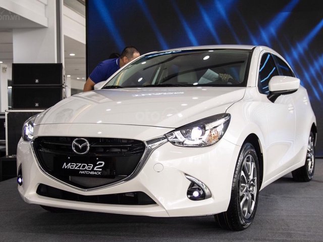 Bán xe Mazda 2 1.5 AT chỉ cần trả trước 160tr0