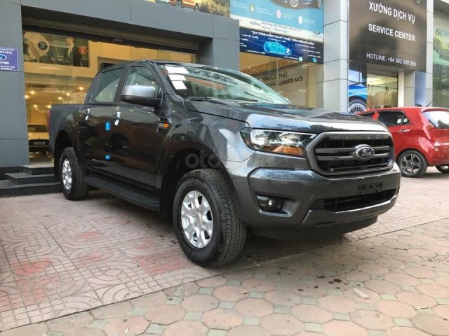 Ford Thủ Đô bán xe Ranger XLS AT 1 cầu số tự động, đủ màu, trả góp 85% giao xe toàn quốc