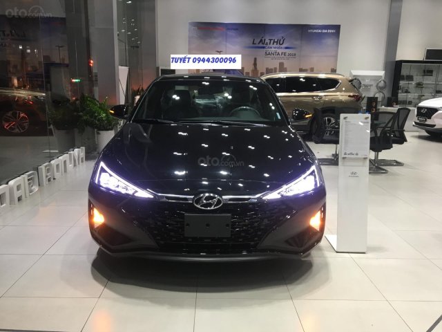 Bán Hyundai Elantra 1.6 Turbo 2019, xe giao ngay, liên hệ quà tặng hấp dẫn0