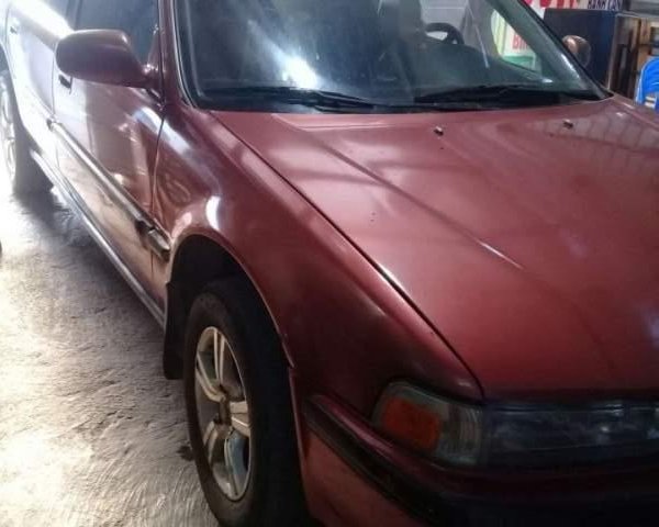 Cần bán gấp Honda Accord sản xuất 1991, màu đỏ, đồng sơn máy móc tốt