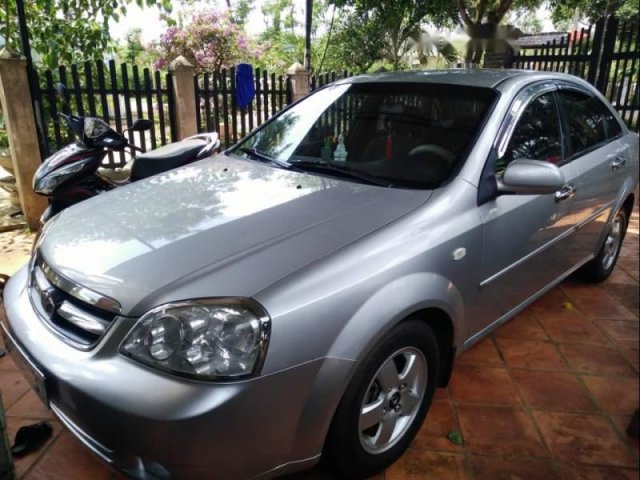 Bán Daewoo Lacetti đời 2011, màu bạc0