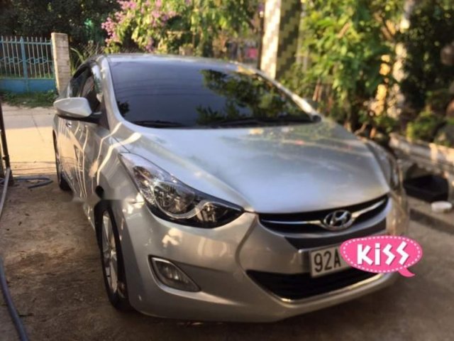 Bán xe Hyundai Avante 2011, màu bạc, nhập khẩu 