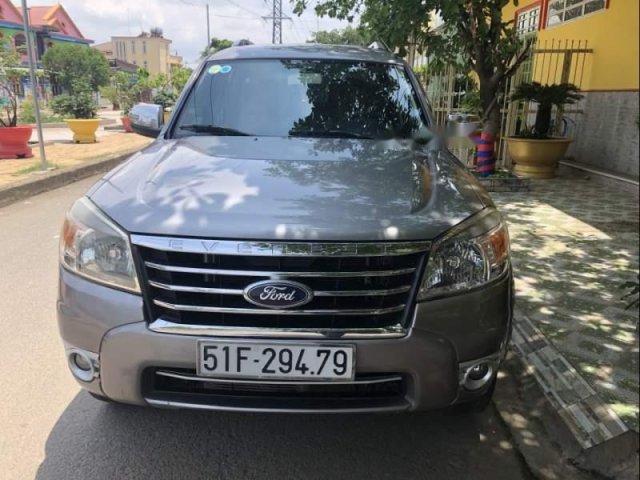 Bán gấp Ford Everest đời 2010 ít sử dụng, giá chỉ 450 triệu0