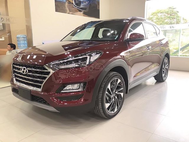 Bán Hyundai Tucson 1.6 AT Turbo sản xuất năm 2019, màu đỏ