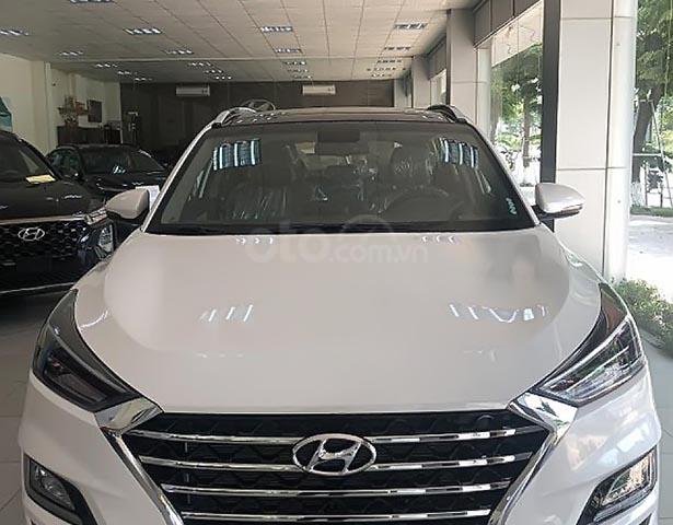 Bán Hyundai Tucson 2.0 ATH 2019, màu trắng