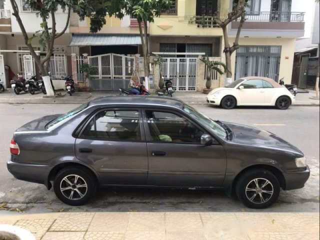 Bán Toyota Corolla đời 1999, màu xám số sàn0