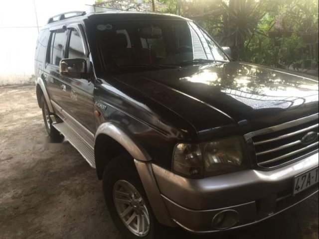 Cần bán xe Ford Everest MT năm sản xuất 2006 giá cạnh tranh