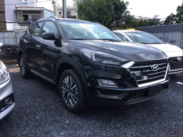 Bán xe Hyundai Tucson Facelift năm 2019, màu đen