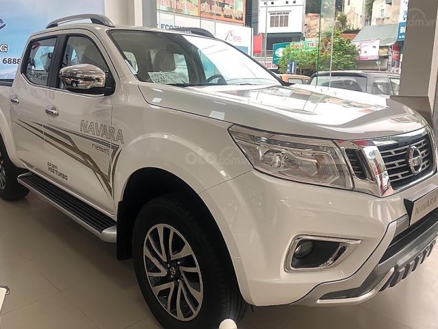 Bán xe Nissan Navara VL 2.5 AT 4WD năm sản xuất 2019, màu trắng, nhập khẩu0