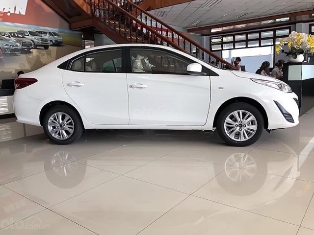 Bán Toyota Vios 1.5E MT sản xuất năm 2019, màu trắng 0