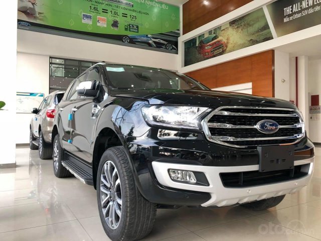 Bán Ford Everest Titanium sx 2019 giao ngay, LH 090.217.2017 - Em Mai0