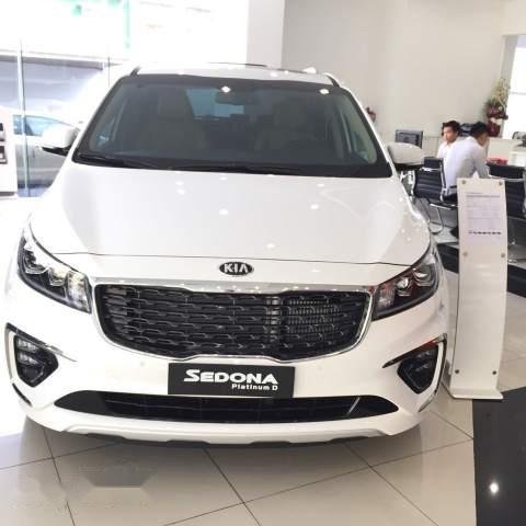 Cần bán Kia Sedona đời 2019, màu trắng, nhiều ưu đãi