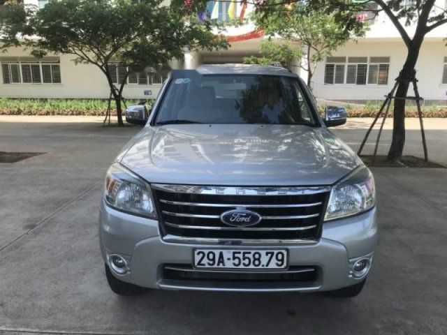 Bán xe Ford Everest sản xuất 2012 số sàn, máy dầu, xe một chủ từ đầu, biển số Hà Nội