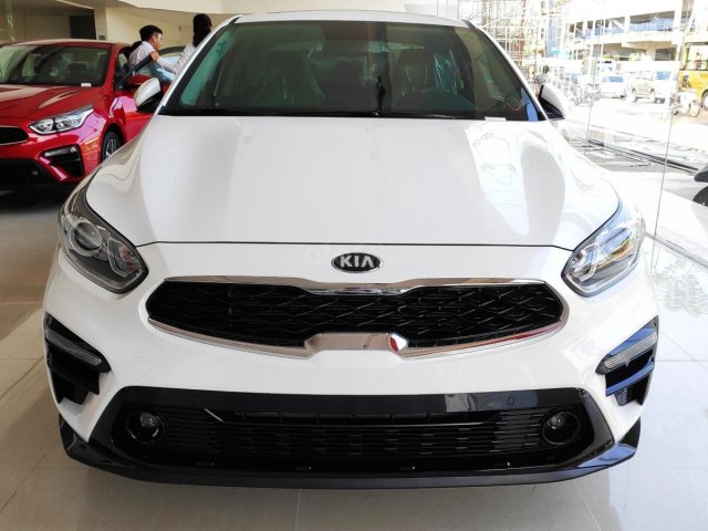 Kia Cerato - Giảm giá tiền mặt + Tặng bảo hiểm thân xe + phụ kiện - Liên hệ PKD Kia Thảo Điền 0961.563.5930