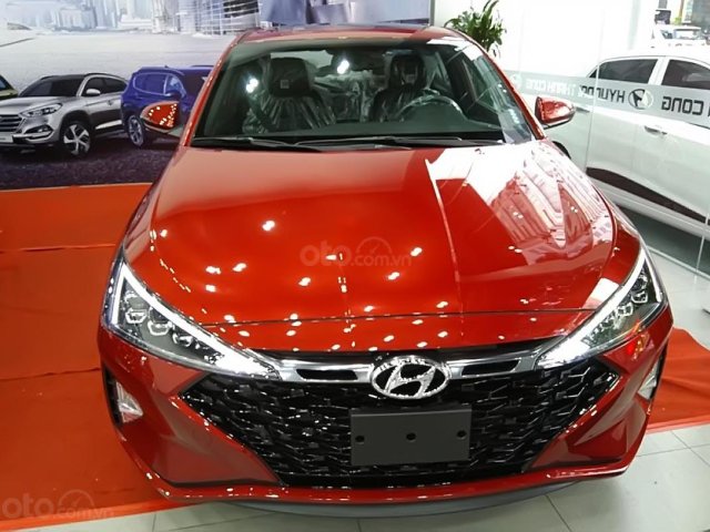 Bán xe Hyundai Elantra Sport 1.6 AT 2019, màu đỏ, 769 triệu