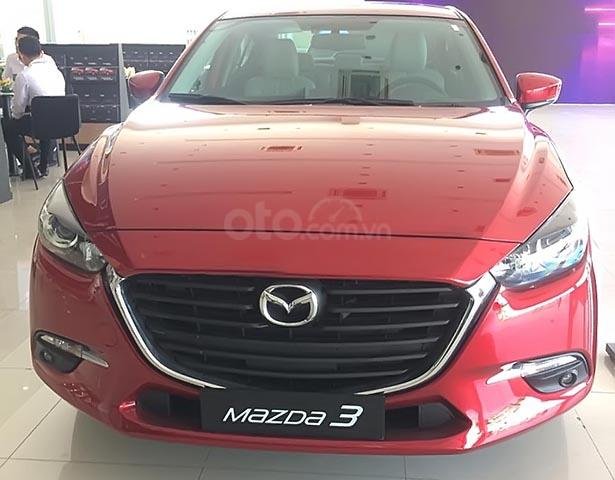 Cần bán xe Mazda 3 1.5AT năm sản xuất 2019, màu đỏ