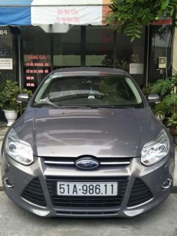 Bán Ford Focus 2.0 Titanium năm 2014, màu xám, nhập khẩu 