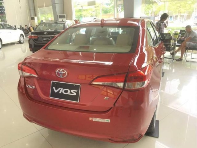 Bán ô tô Toyota Vios E sản xuất năm 2019, màu đỏ