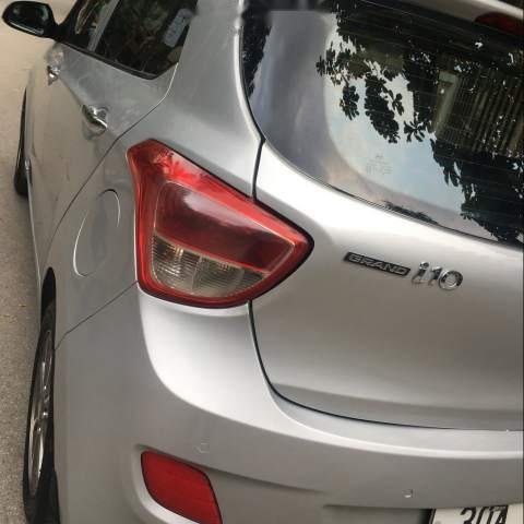 Bán Hyundai Grand i10 đời 2015, màu bạc, nhập khẩu nguyên chiếc chính chủ