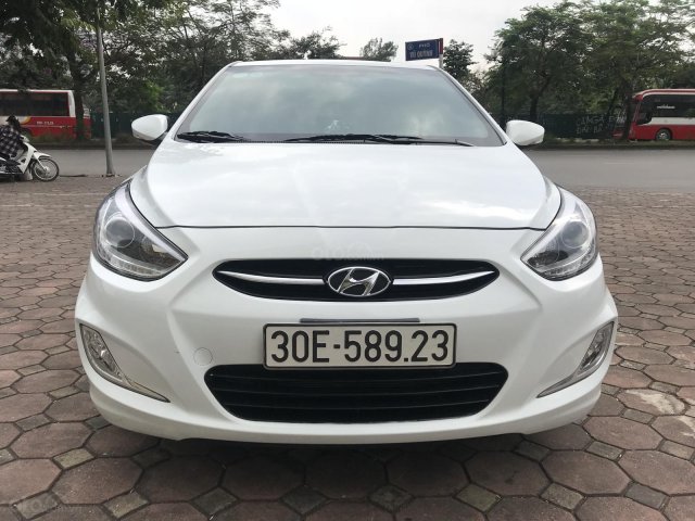 Bán ô tô Hyundai Accent năm 2016 màu trắng, 508 triệu, nhập khẩu nguyên chiếc0