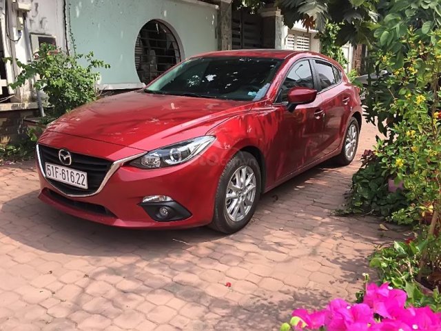 Cần bán xe Mazda 3 1.5L đời 2016, màu đỏ, giá tốt0