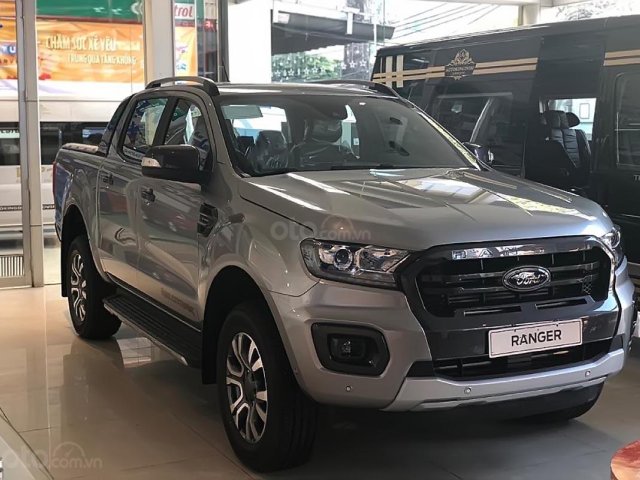 Bán Ford Ranger XLS AT 2.2L đời 2018, màu vàng, nhập khẩu 