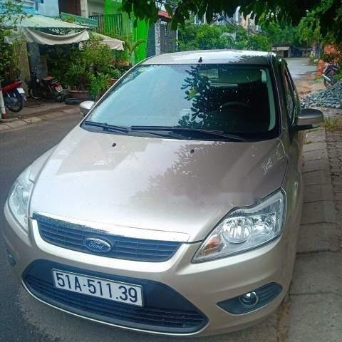 Cần bán xe Ford Focus AT năm sản xuất 2010 