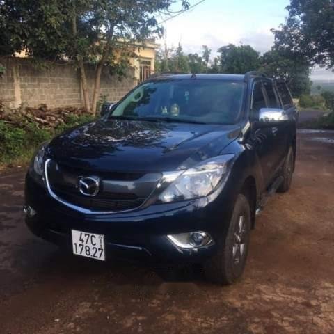 Cần bán lại xe Mazda BT 50 MT năm 2017, màu đen, nhập khẩu  0