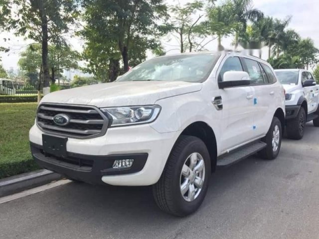 Bán ô tô Ford Everest 2019, màu trắng, nhập khẩu