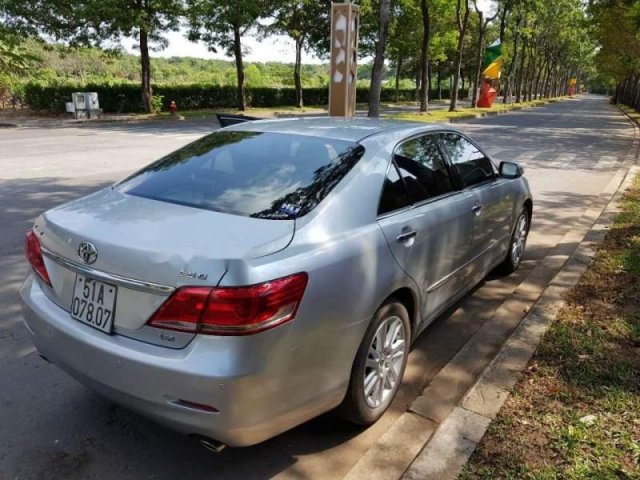 Cần bán lại xe Toyota Camry 3.5Q đời 2011, màu bạc xe gia đình  