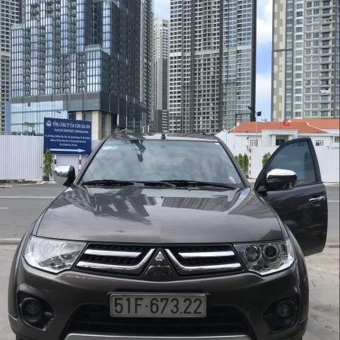 Bán Mitsubishi Pajero Sport năm 2016, màu xám, máy êm