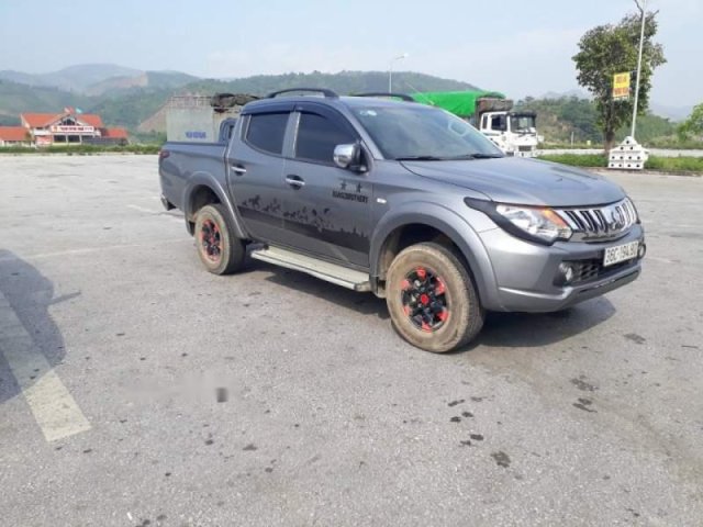 Chính chủ bán Mitsubishi Triton 2016, màu xám0