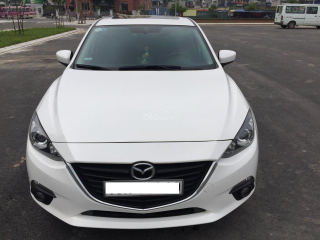 Chính chủ bán Mazda 3 năm 2015, màu trắng, giá cạnh tranh0