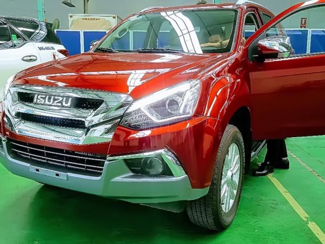 Bán Isuzu mu-X 1.9 4X2 AT đời 2018, màu đỏ, nhập khẩu nguyên chiếc, giá tốt