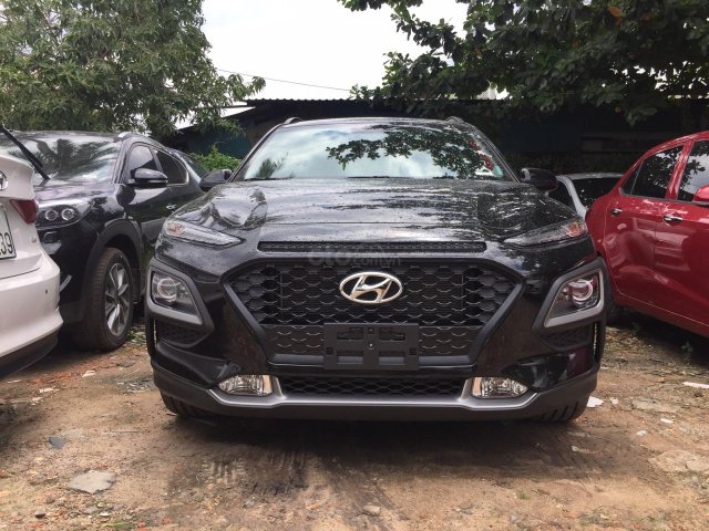 Hyundai Kona 2.0 full xăng đen giao ngay, hỗ trợ vay trả góp LS cực tốt, LH: 0977 139 312