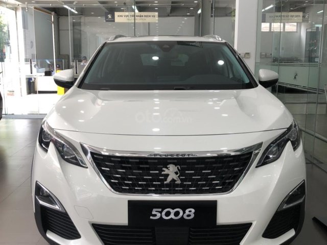 Bán Peugeot 5008 năm sản xuất 2019, màu trắng