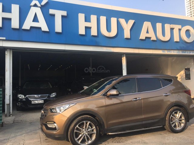 Bán xe Hyundai Santa Fe 2.2l 4WD sản xuất 2016, màu nâu