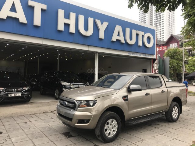 Bán xe Ford Ranger XLS 4x2 AT năm sản xuất 2015, màu vàng, nhập khẩu nguyên chiếc, 545 triệu