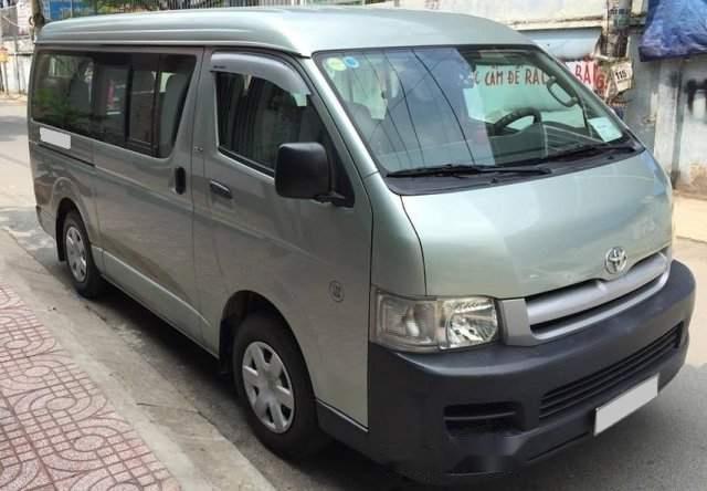 Bán xe Toyota Hiace đời 2009 chính chủ, 325 triệu